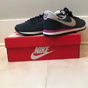 New In Box Nike Men’s Pegasus 83 LTR sz 10.5